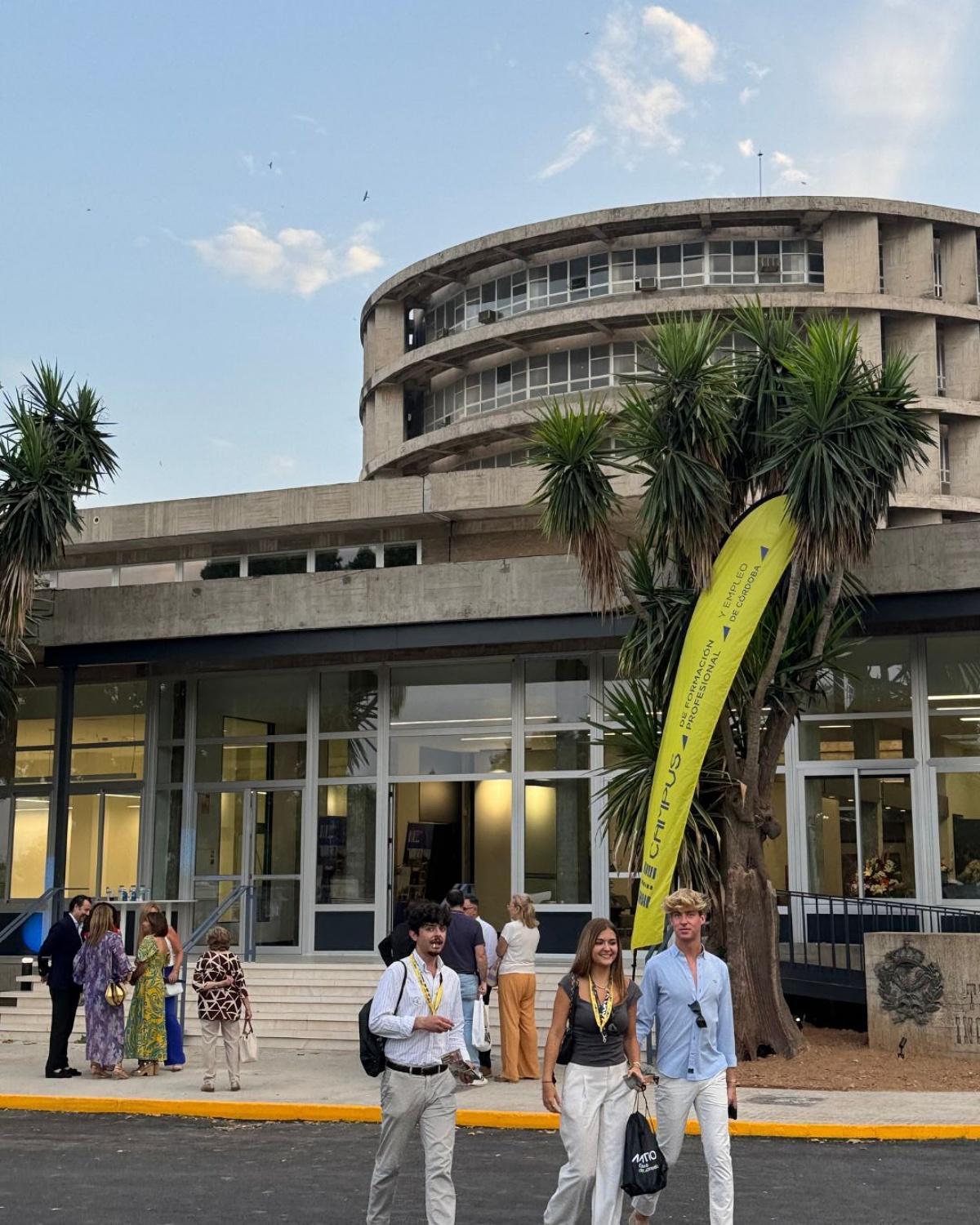 Exterior de Campus Córdoba.