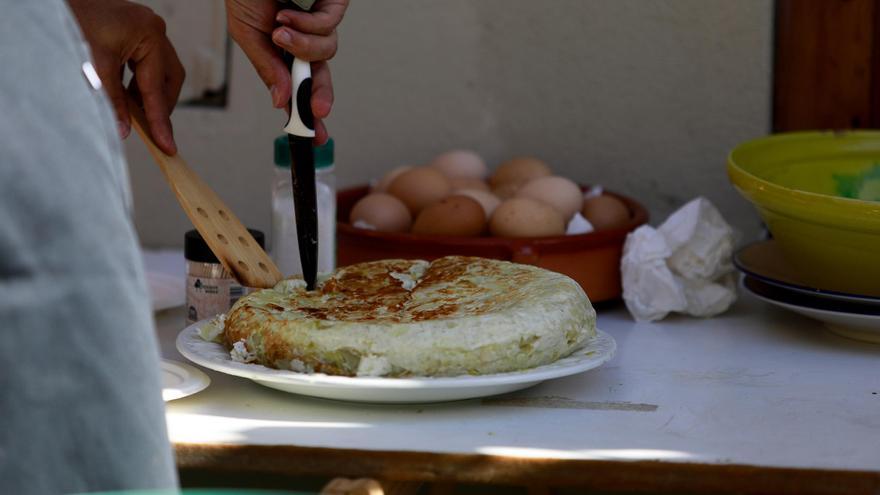 Els Truitons cocinan la mejor tortilla de Ibiza
