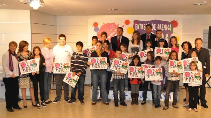 Más de 500 trabajos presentados al concurso de El Corte Inglés &quot;Un dibujo de mamá&quot;