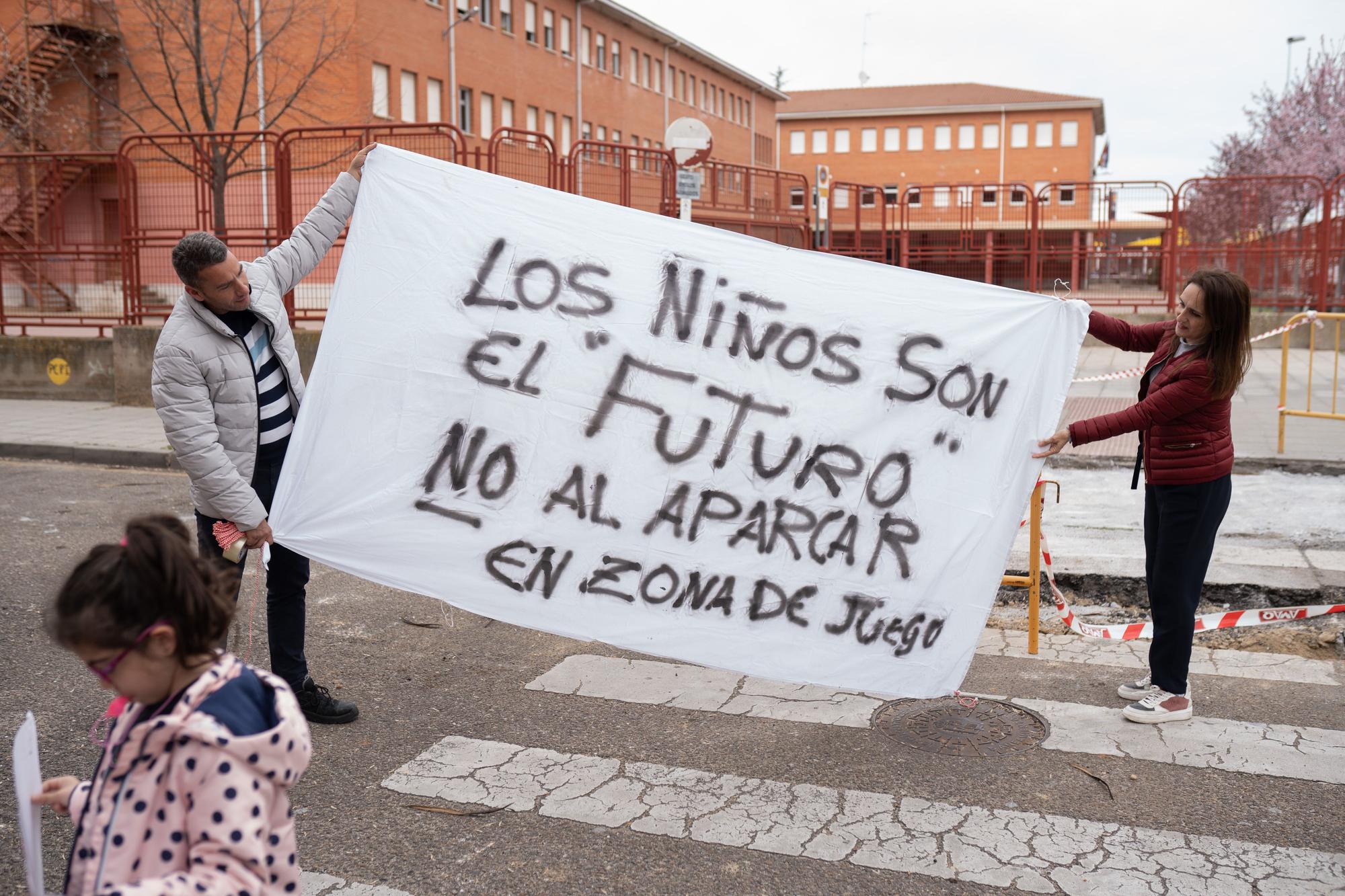 MANIFESTACION APARCAMIENTO LA VAGUADA-1.JPG