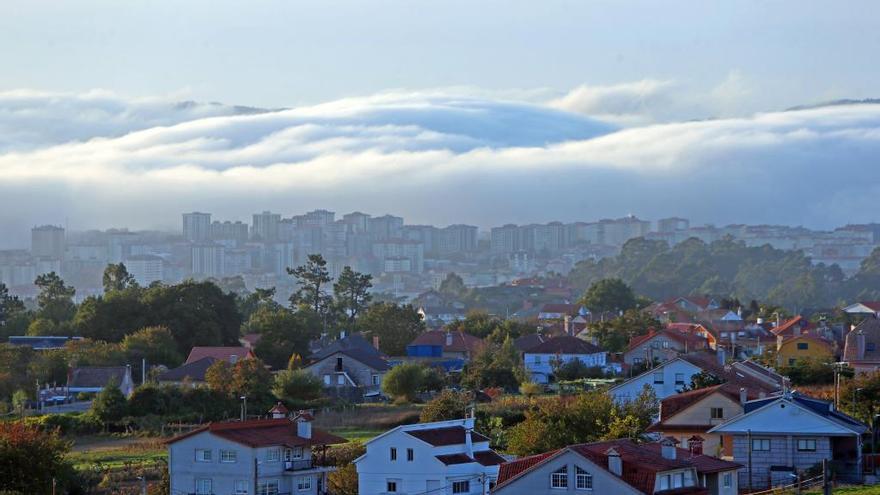 Niebla costera en la jornada del jueves // MARTA G. BREA