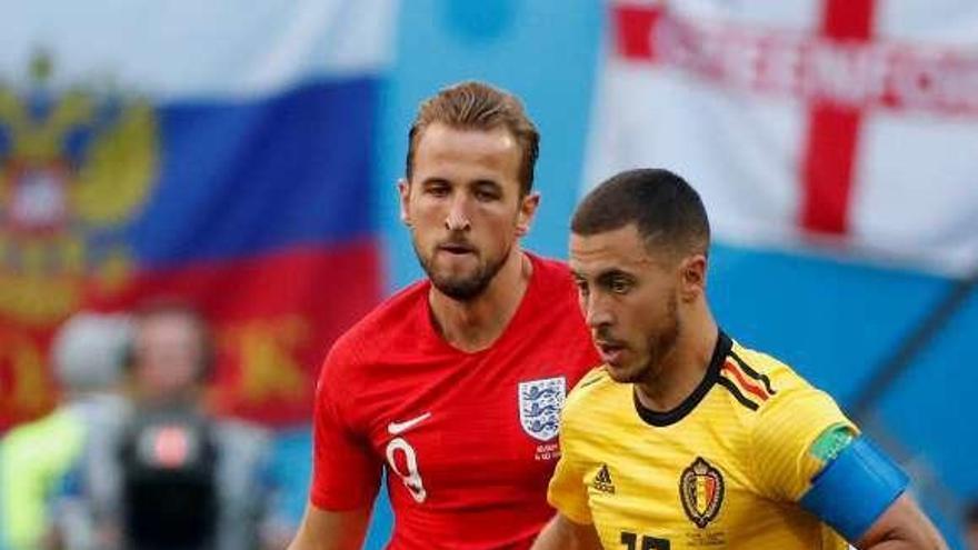 Hazard, durante un partido con la selección belga. // Efe