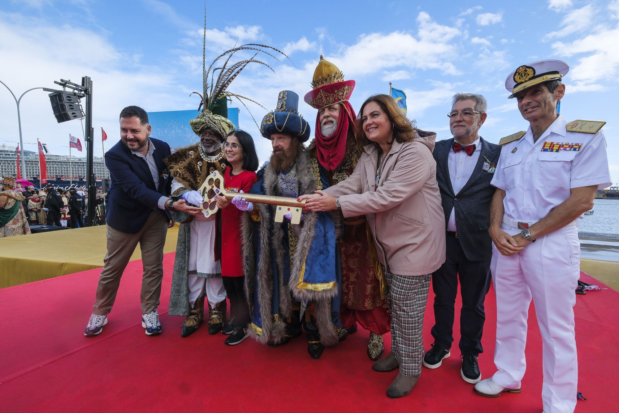 Llegada de los Reyes Magos, en la Base Naval 