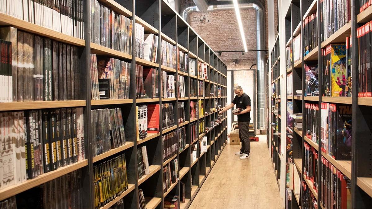 Interior de ECC Comics en el barrio de Gràcia de Barcelona