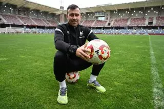Yago Iglesias, premiado con el Banquillo de Oro tras el título de liga