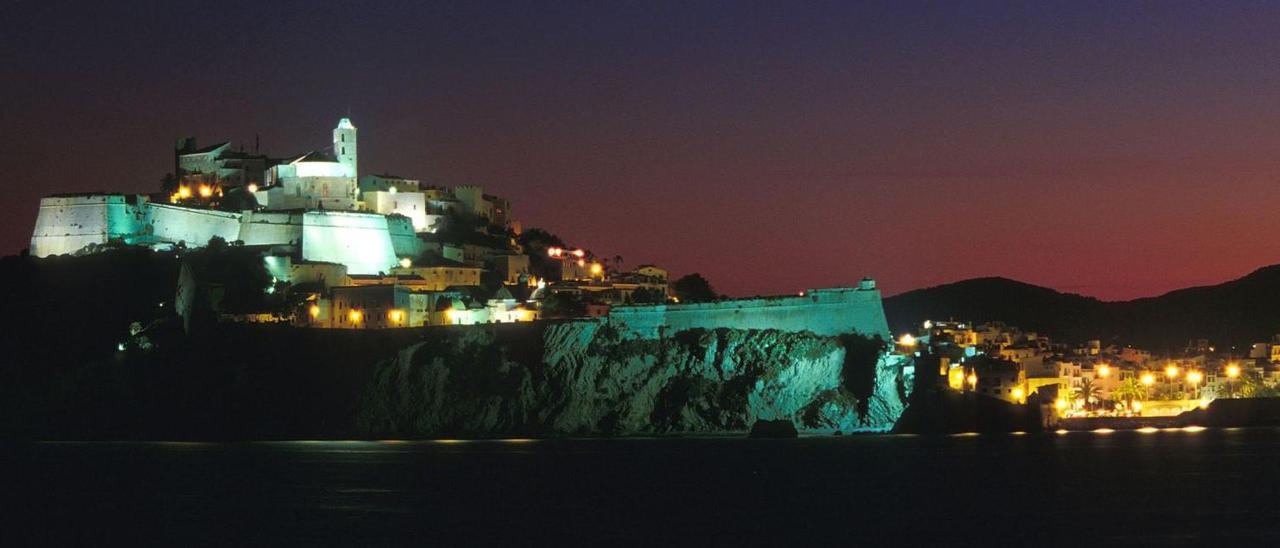 Ibiza, en su &#039;hora azul&#039;