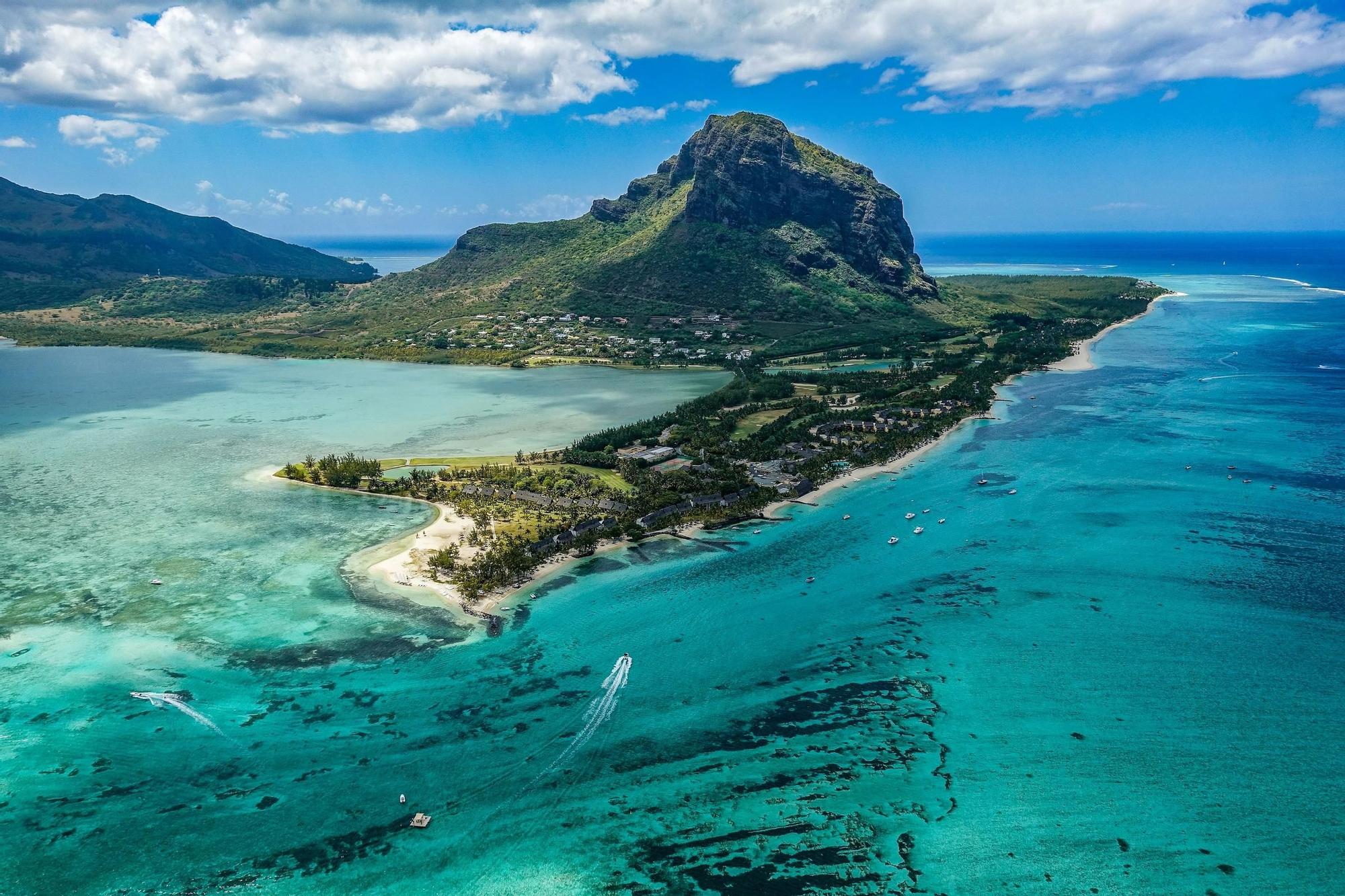Uno de los destinos más completos para viajar en pareja está de oferta esta semana: playas infinitas, casas coloniales y mercados históricos