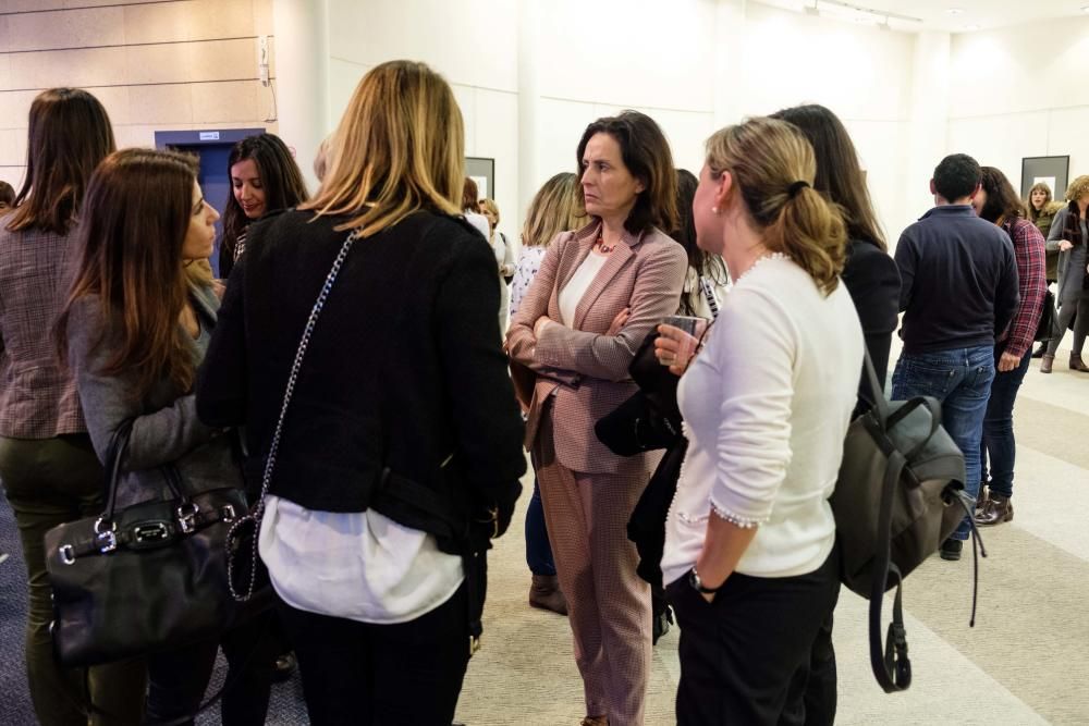 Mujeres directivas comparten sus experiencias en el Club Diario