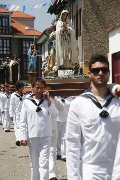 Procesión marinera en San Juan de la Arena