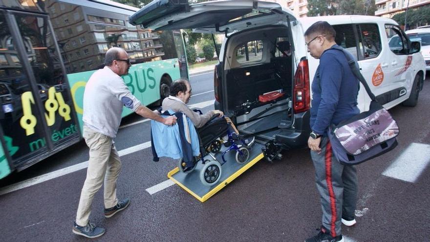 Murcia cambia la ordenanza del taxi para que haya más servicios durante las 24 horas del día