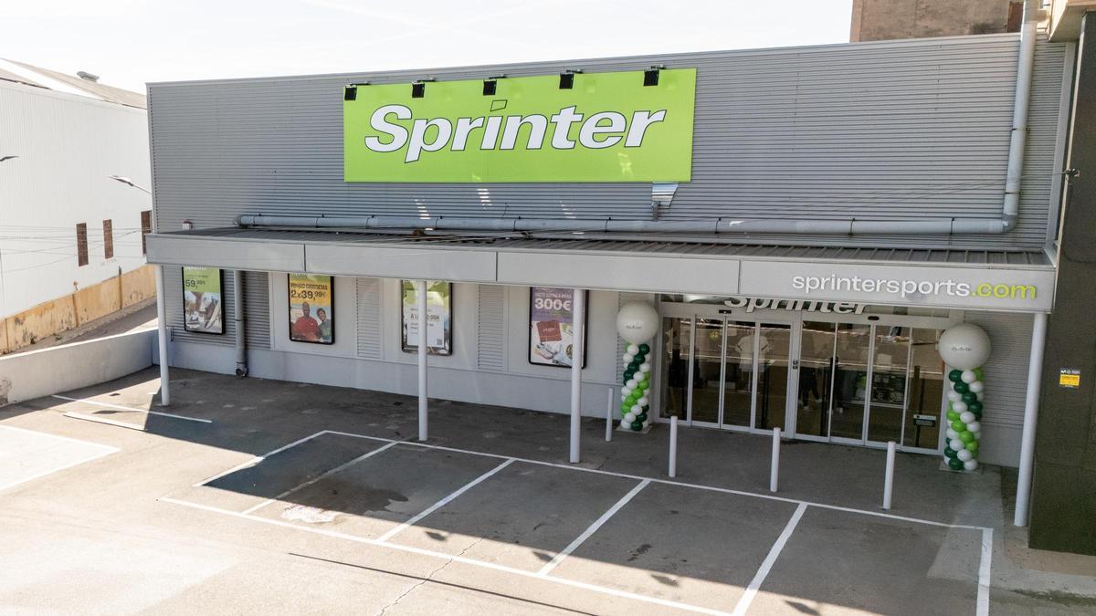 Fachada de la nueva tienda de Sprinter en la Vall.