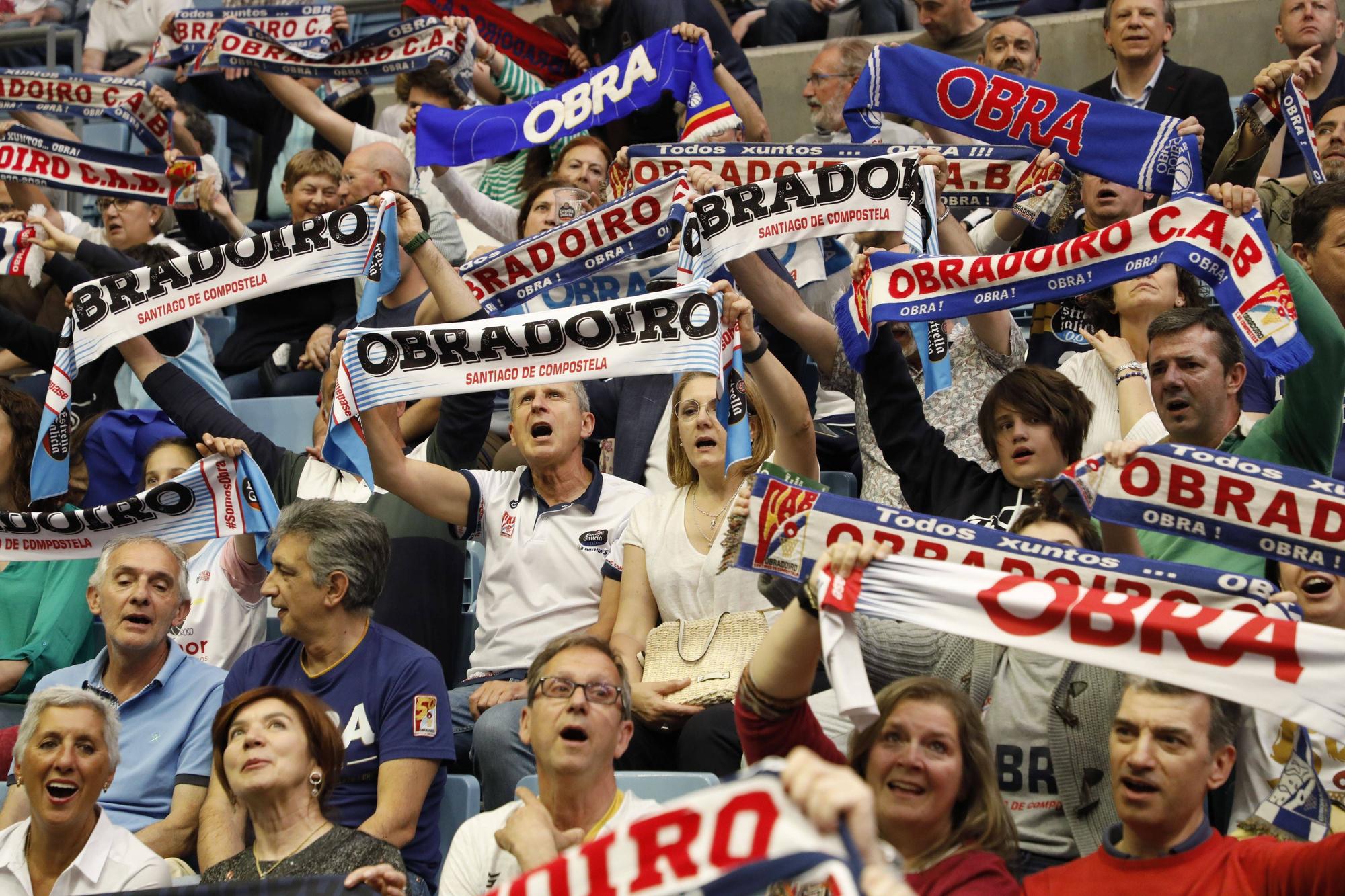 Galería fotográfica Obradoiro - Fuenlabrada: búscate en la grada