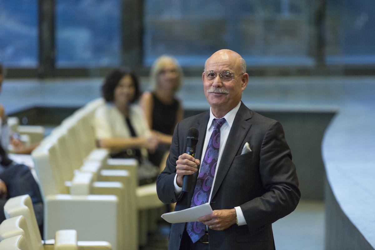 Jeremy Rifkin: «La idea d’eficiència ens ha portat a la sisena extinció, és l’hora de la resiliència»