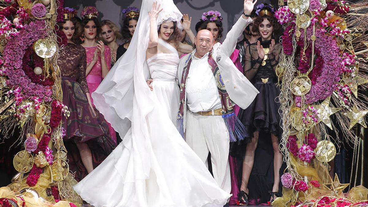 Francis Montesinos al finalizar un desfile