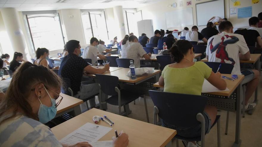 Ebau En Asturias Notas De Corte Medicina El Doble Grado De Matematicas Y Fisica Y Odontologia Las Carreras Mas Exclusivas