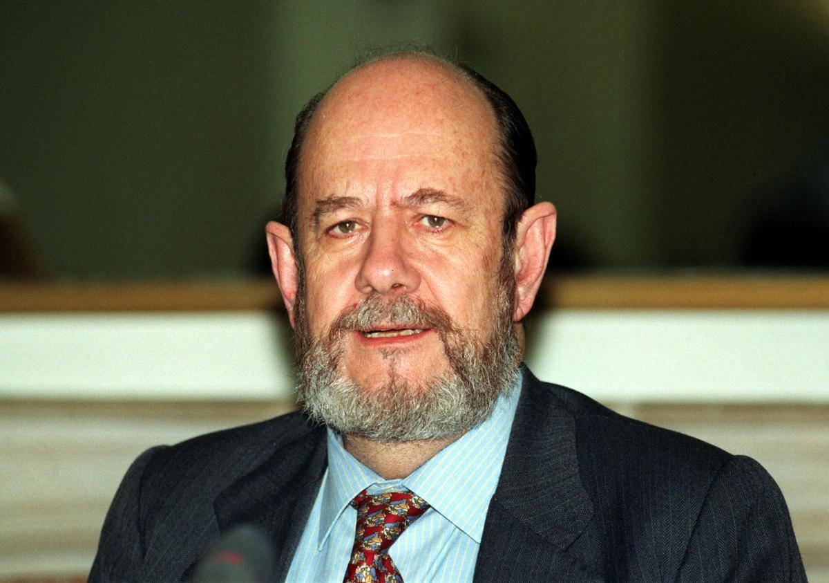 Mor José María Gil-Robles, expresident del Parlament Europeu