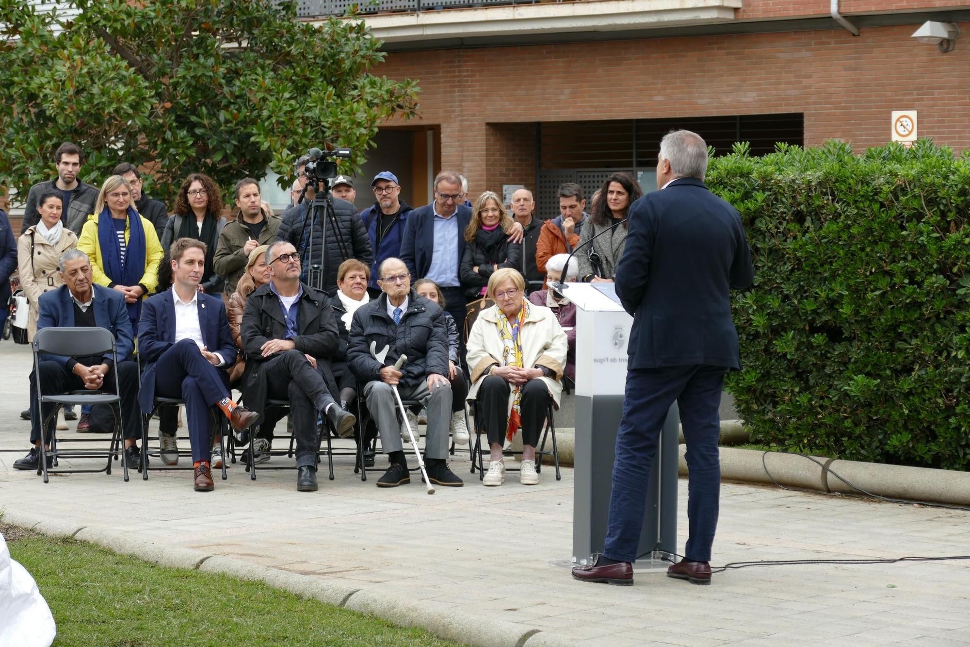 Figueres inaugura l'escultura de Jordi Mitjà pel centenari de Padrosa