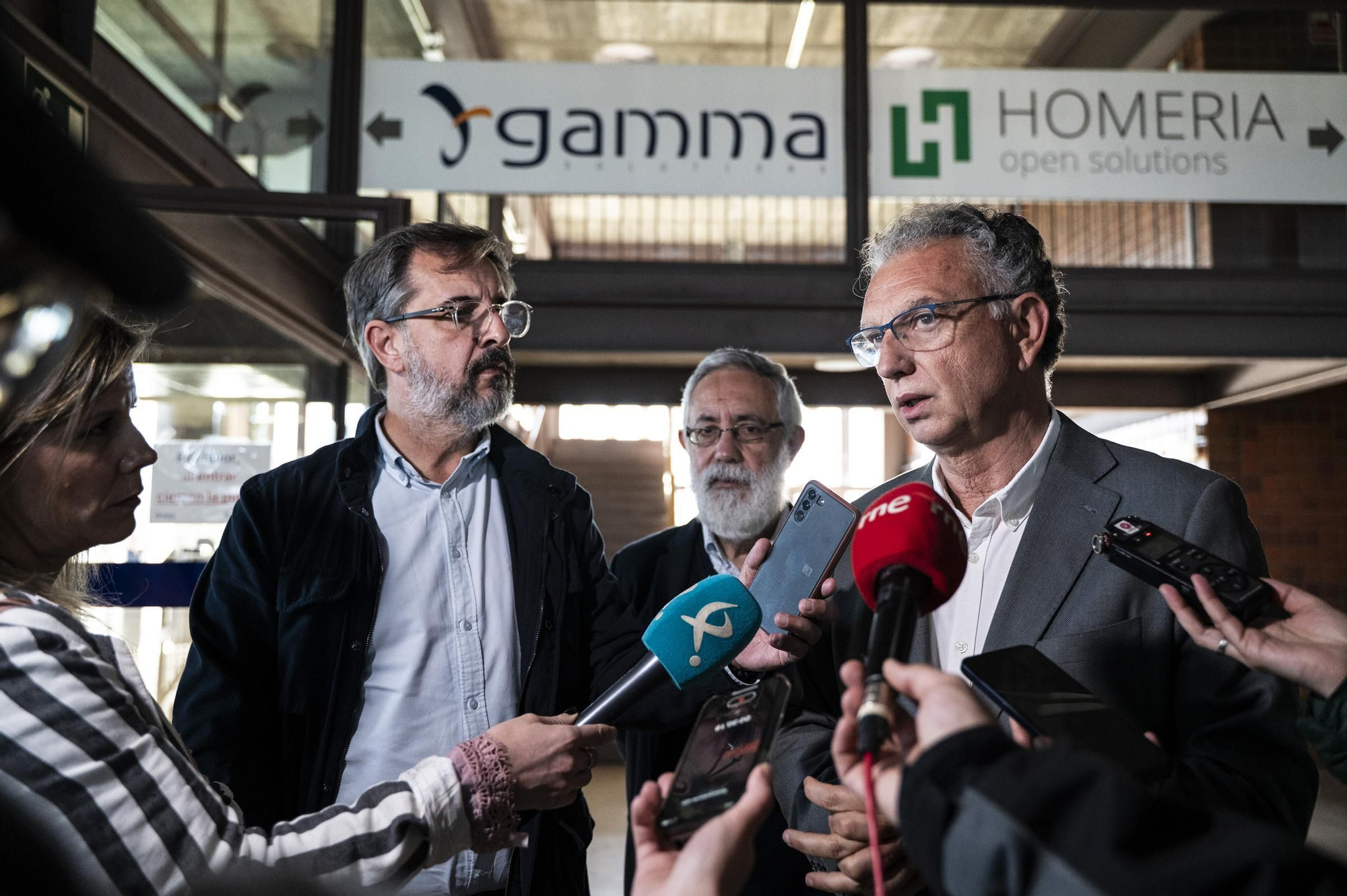 Visita del delegado del Gobierno en Extremadura a la empresa Gamma Solutions