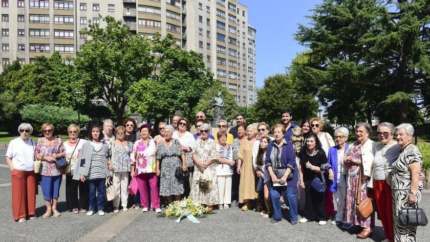 Otra cita de las cigarreras en la plaza de A Palloza de A Coruña