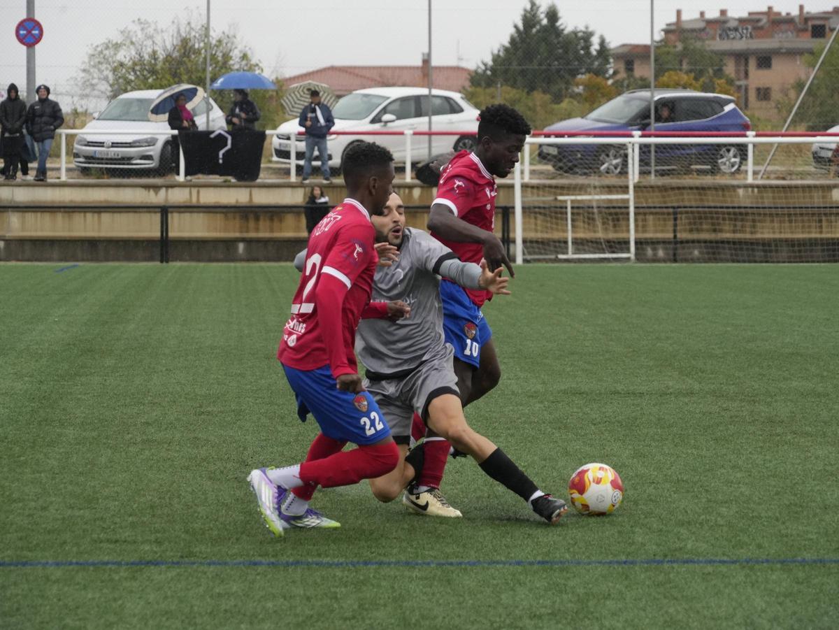 El CD Benavente se lleva el derbi ante el Noname: Disfruta de las mejores imágenes