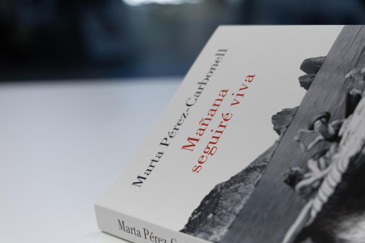 Portada del libro "Malana seguiré viva"