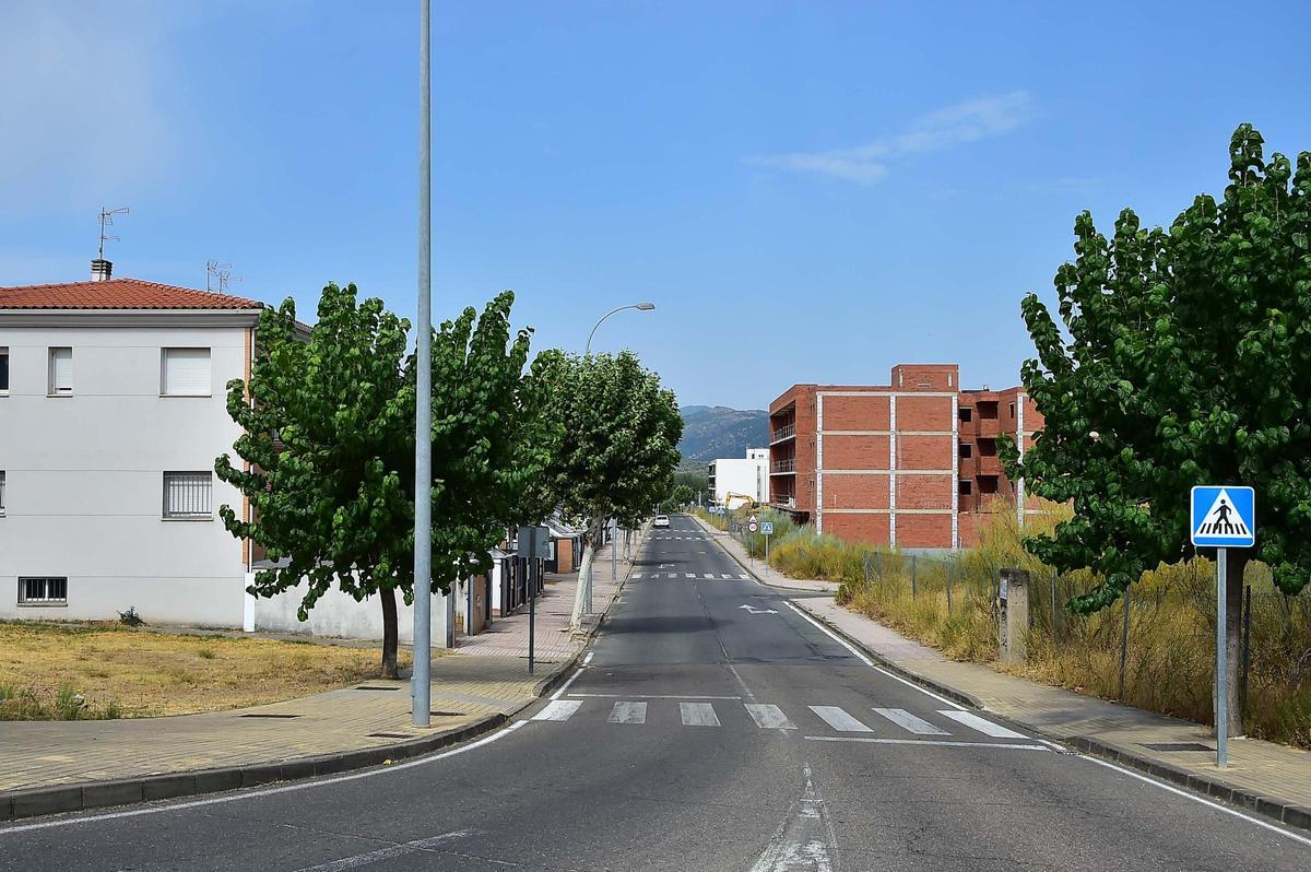 Imágenes de la zona donde se construirán 26 viviendas protegidas en Plasencia
