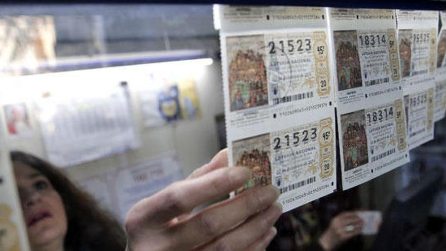 Los murcianos, entre los que menos gastarán en lotería para el Sorteo de Navidad este 2020, con 63,25 euros de media