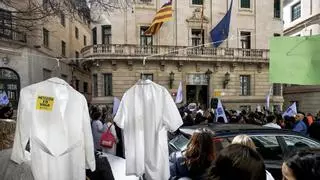 Los médicos retoman la huelga y dejan 76 operaciones y 3.882 consultas suspendidas en Baleares