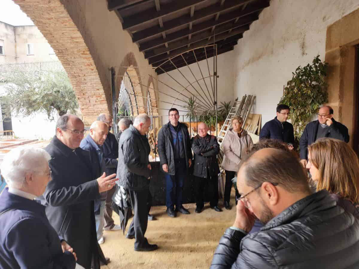 Llegada de la delegación diocesana al templo.