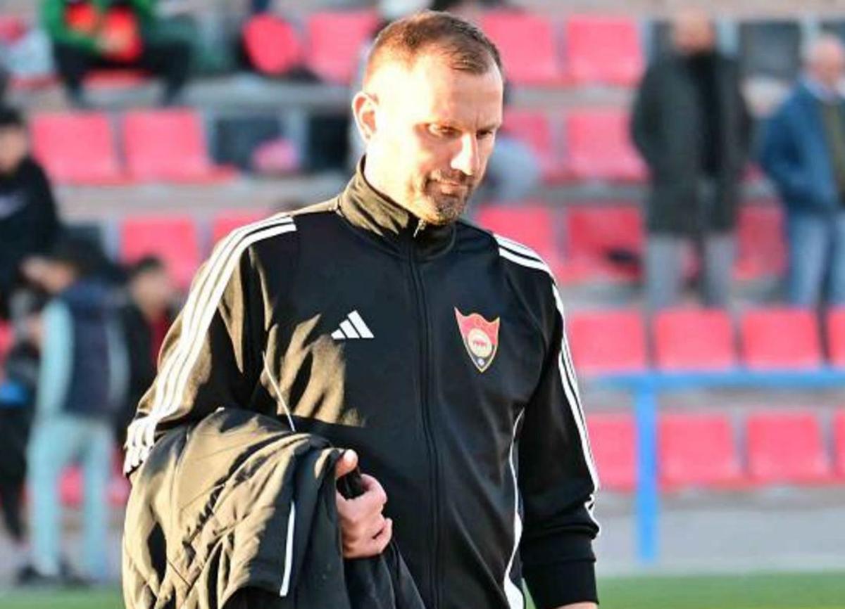 Ranko Despotovic cumplirá su segunda temporada en el CD Cieza.