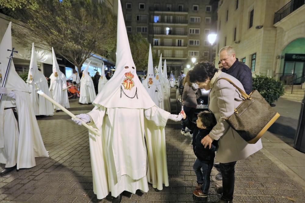 "La Virgen Dolorosa": Impressionen der Prozession am Dienstag (27.3.).