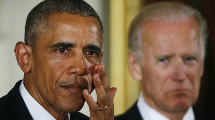 Obama anuncia medidas para el control de armas entre lágrimas