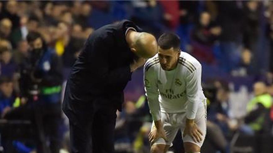 Zidane: "Queremos que sea el año de Hazard"