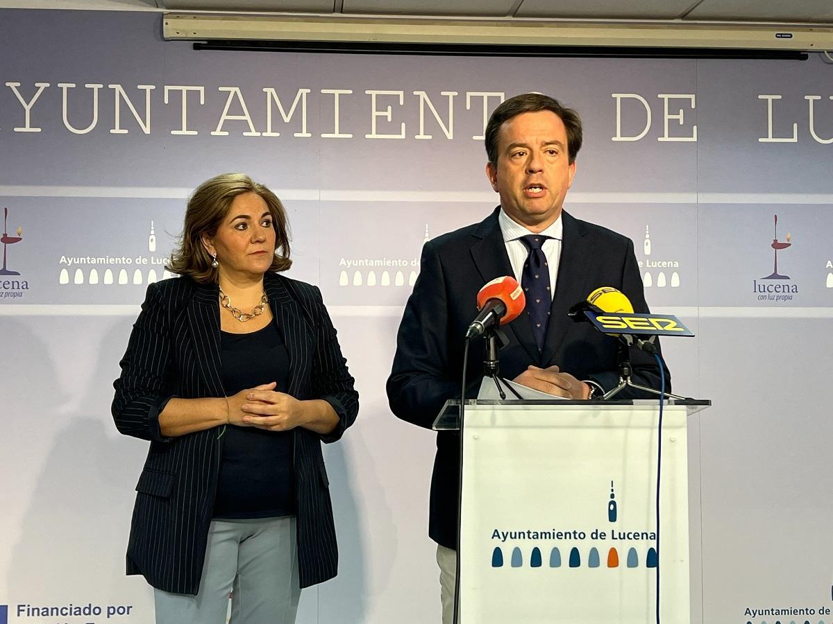 María de la O Redondo y Aurelio Fernández.