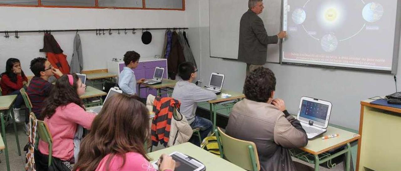 Clase en un colegio de Ourense. // Iñaki Osorio