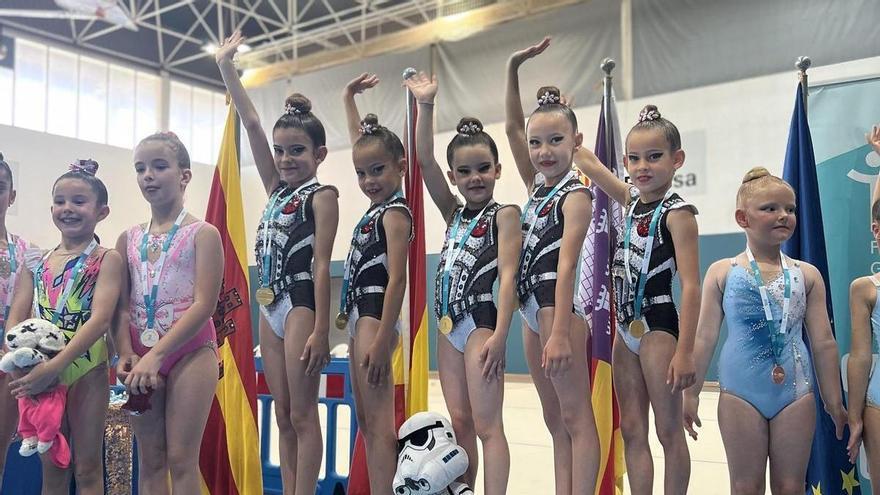 Las gimnastas del PDV lideran el medallero en la Final Balear Escolar celebrada en Ibiza