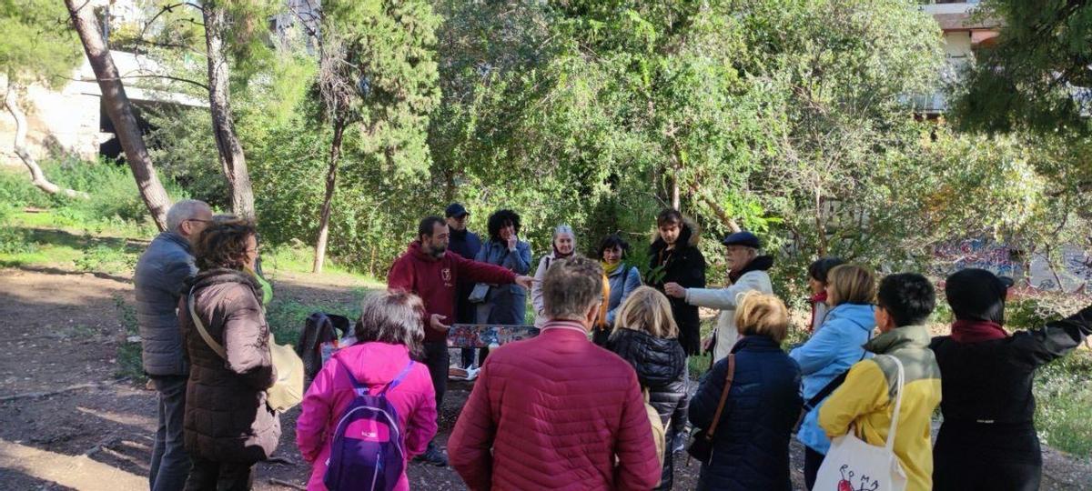 A lo largo del mes de noviembre se realizaron rutas guiadas por el cauce en las que los zaragozanos pudieron conocer cómo se transformará el río Huerva.