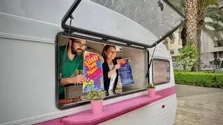 La feria de "food trucks" de Elche viene cargada: gastronomía y ahora también tatuajes