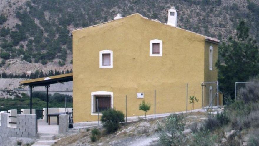 Imagen de una casa rural en la Región.