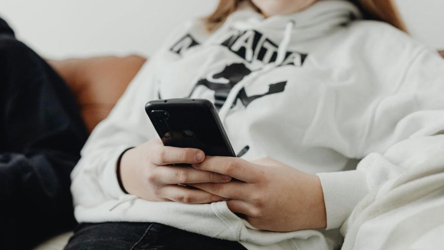 Investiguen un grup de Whatsapp amb contingut pornogràfic i que s’ha difós entre menors