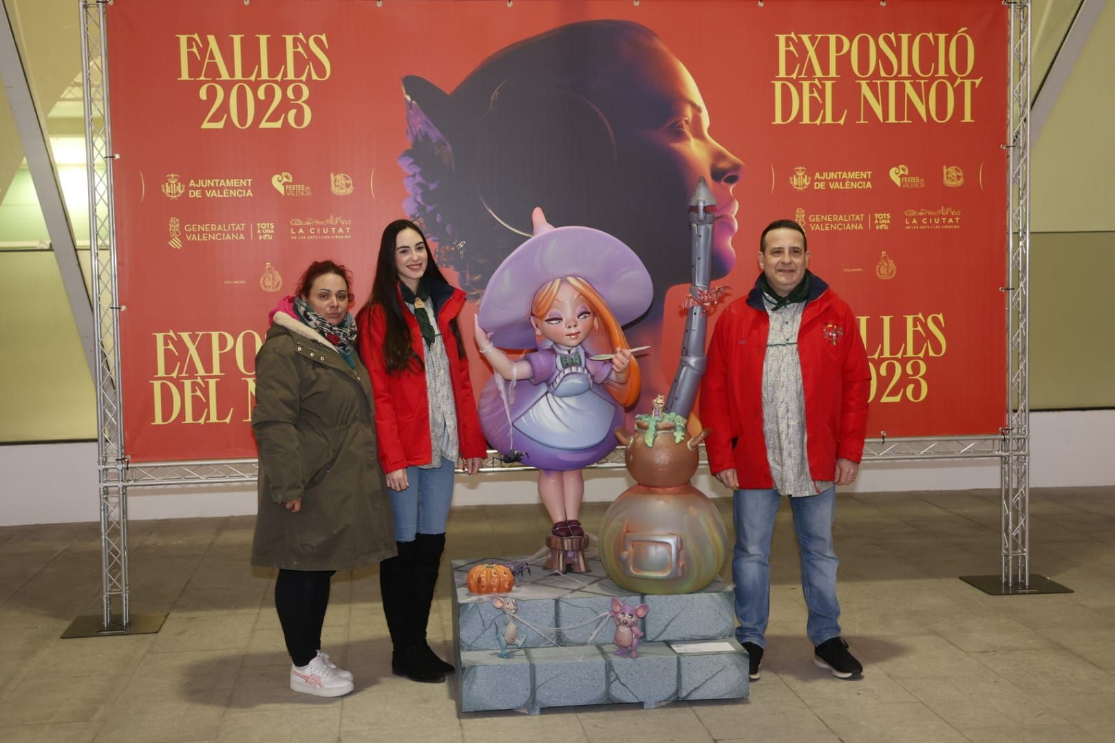 Fallas 2023 | Entrega de Ninots a la Exposición (sesión lunes por la tarde)