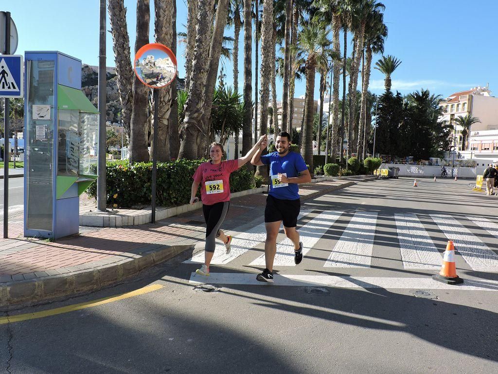 Estos todas las imágenes de la Media Maratón de Águilas