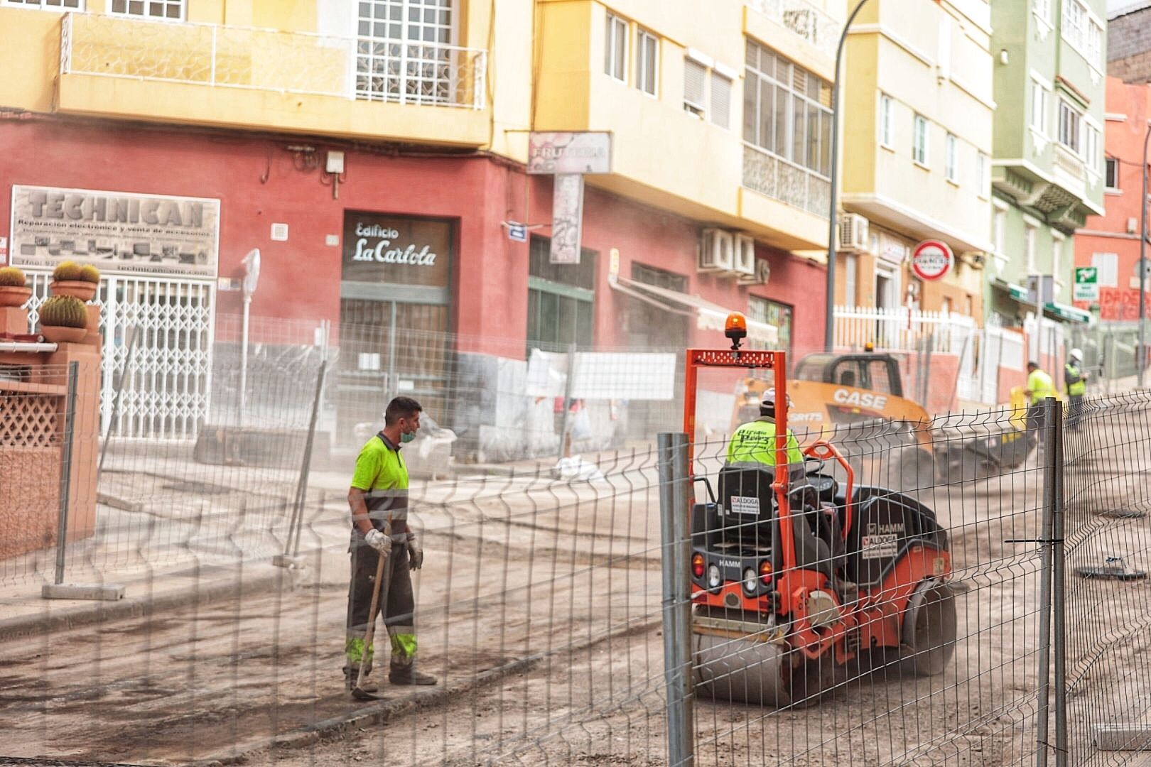 Asfaltado de la avenida de Venezuela