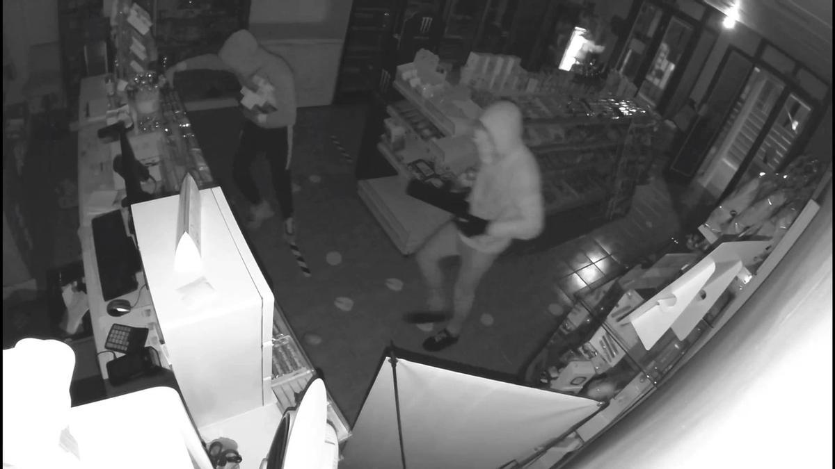 Dos detenidos por robar en ocho comercios de Candelaria
