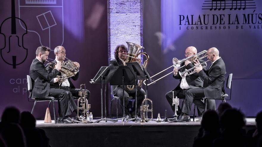 Una fumigación obliga a aplazar un concierto en el Principal