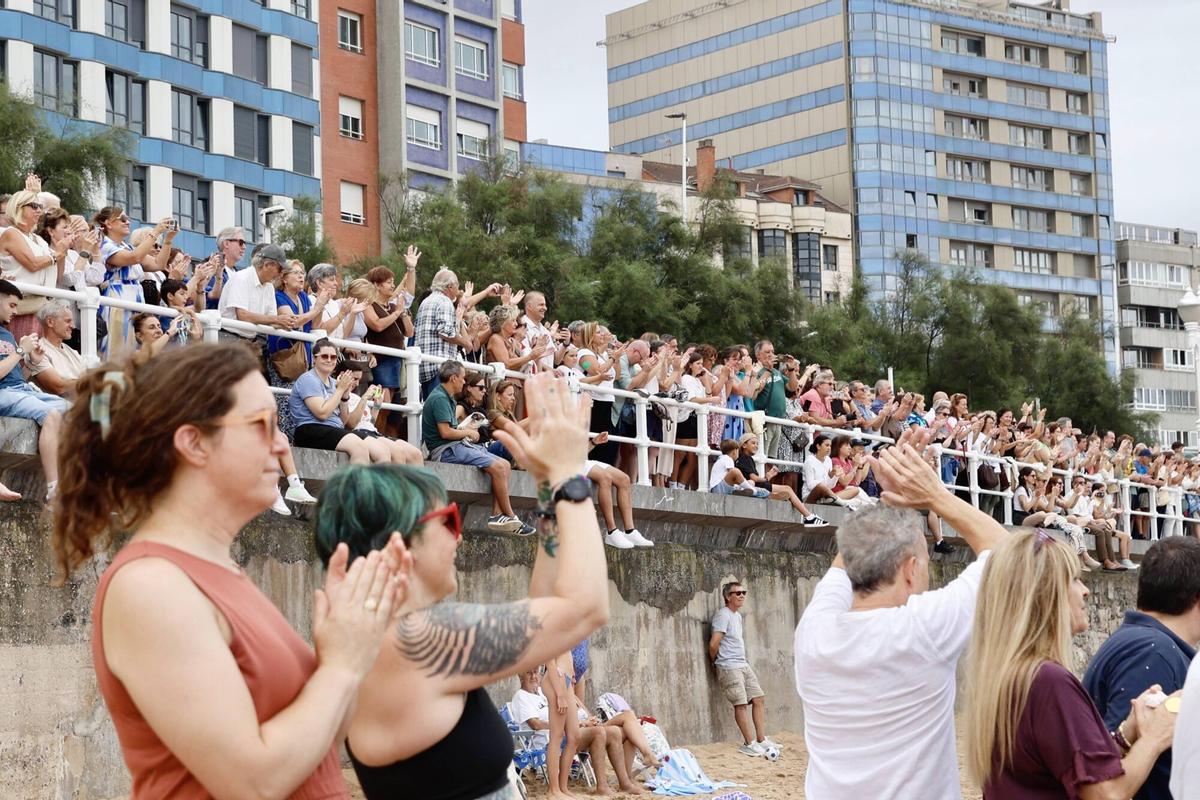 Flash Mob "Dancing Queen"