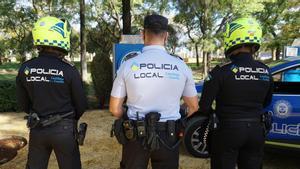 La Policía Local de Castilleja de la Cuesta (Sevilla) investiga el suceso ocurrido entre dos vehículos