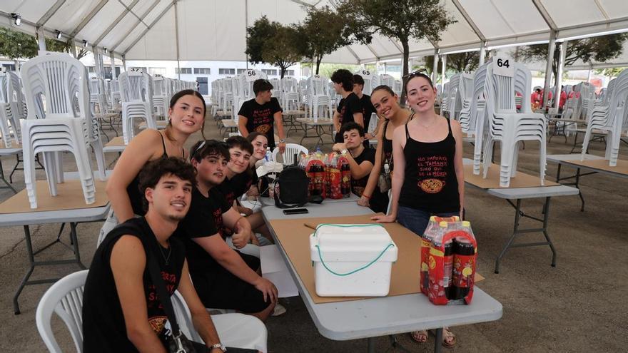 El intenso calor no apaga la Fiesta de las Paellas en Xàtiva con 2.000 inscritos