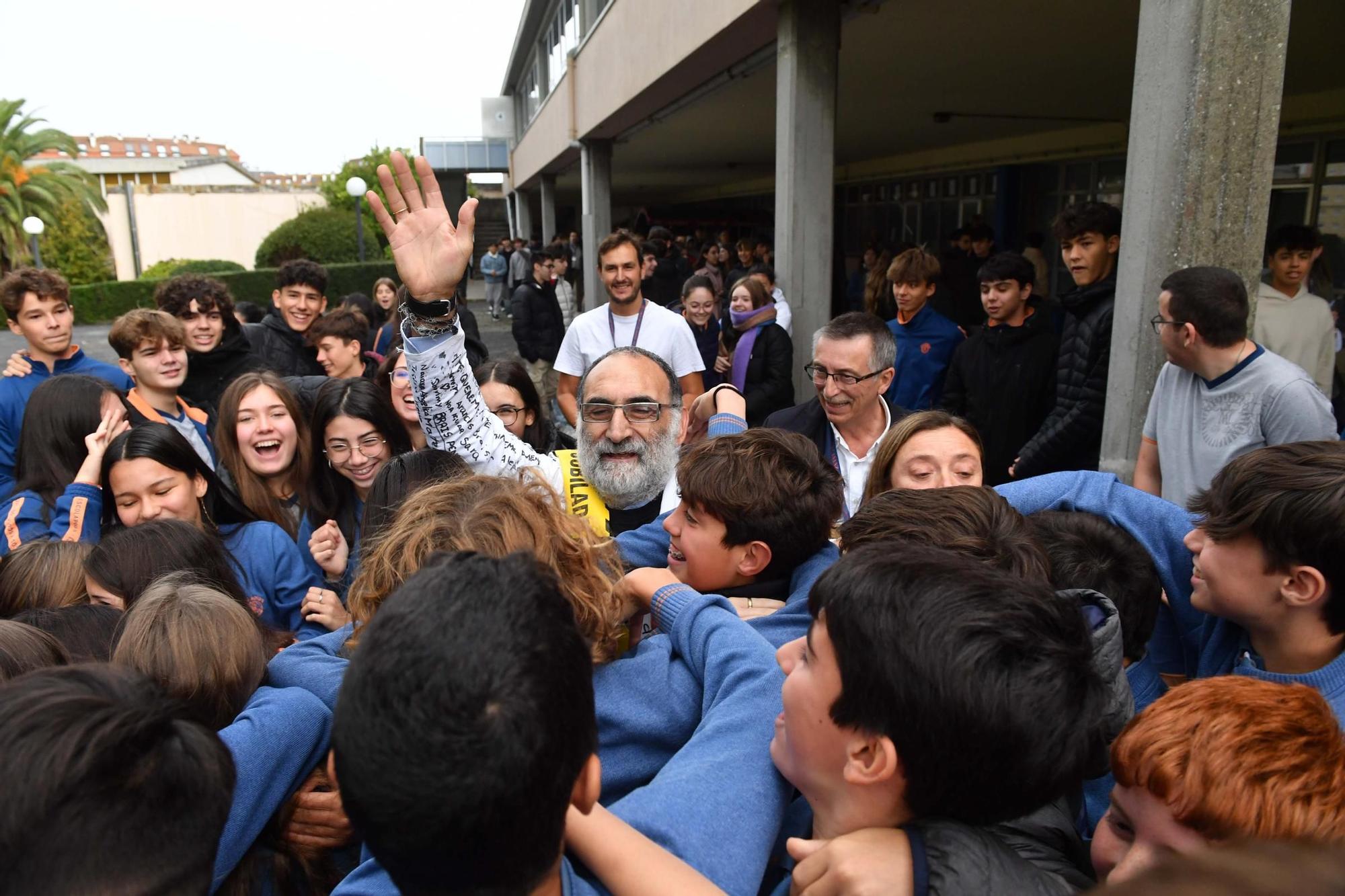 Emotiva despedida de Calasanz a 'Satur', profesor durante 46 años