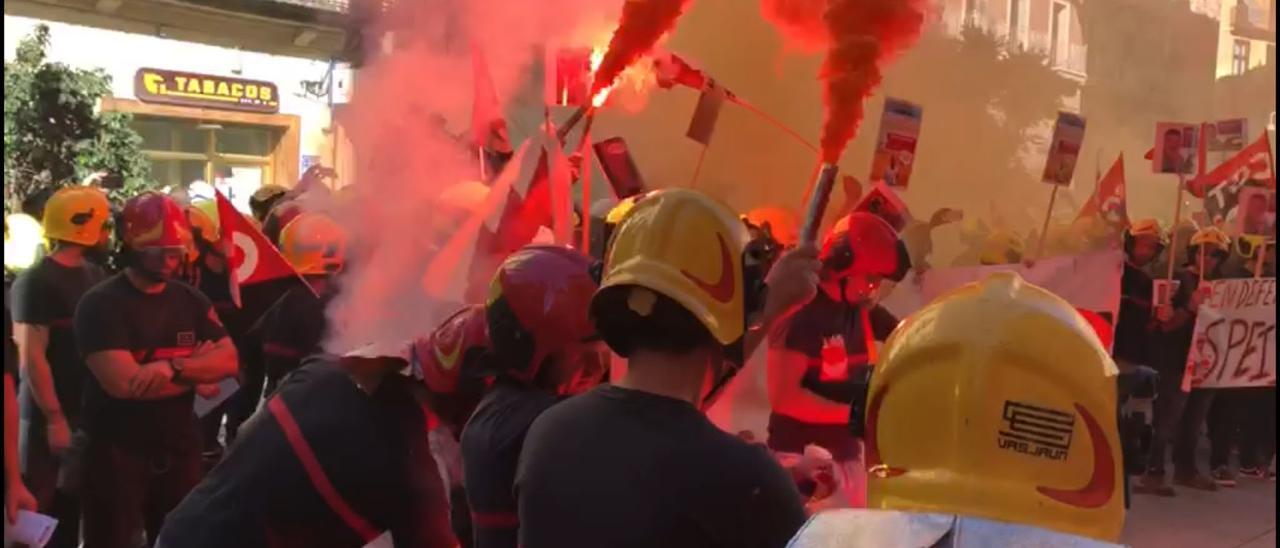 Los bomberos de la Comunidad Valenciana preparan movilizaciones para los próximos días.